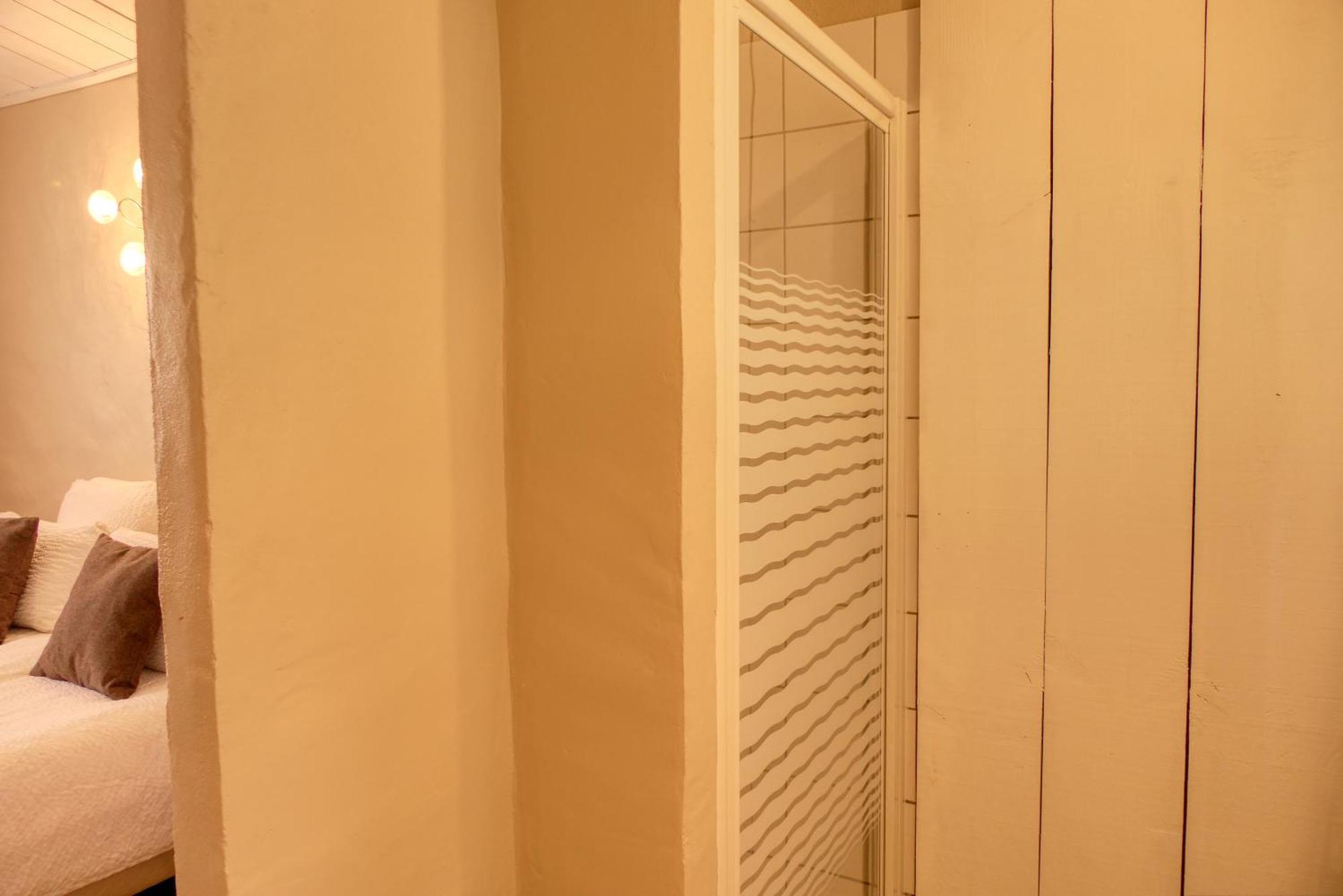 Le Hameau Fleur De Pierres , Chambre , Gite Et Table D'Hotes 莫尔斯 外观 照片