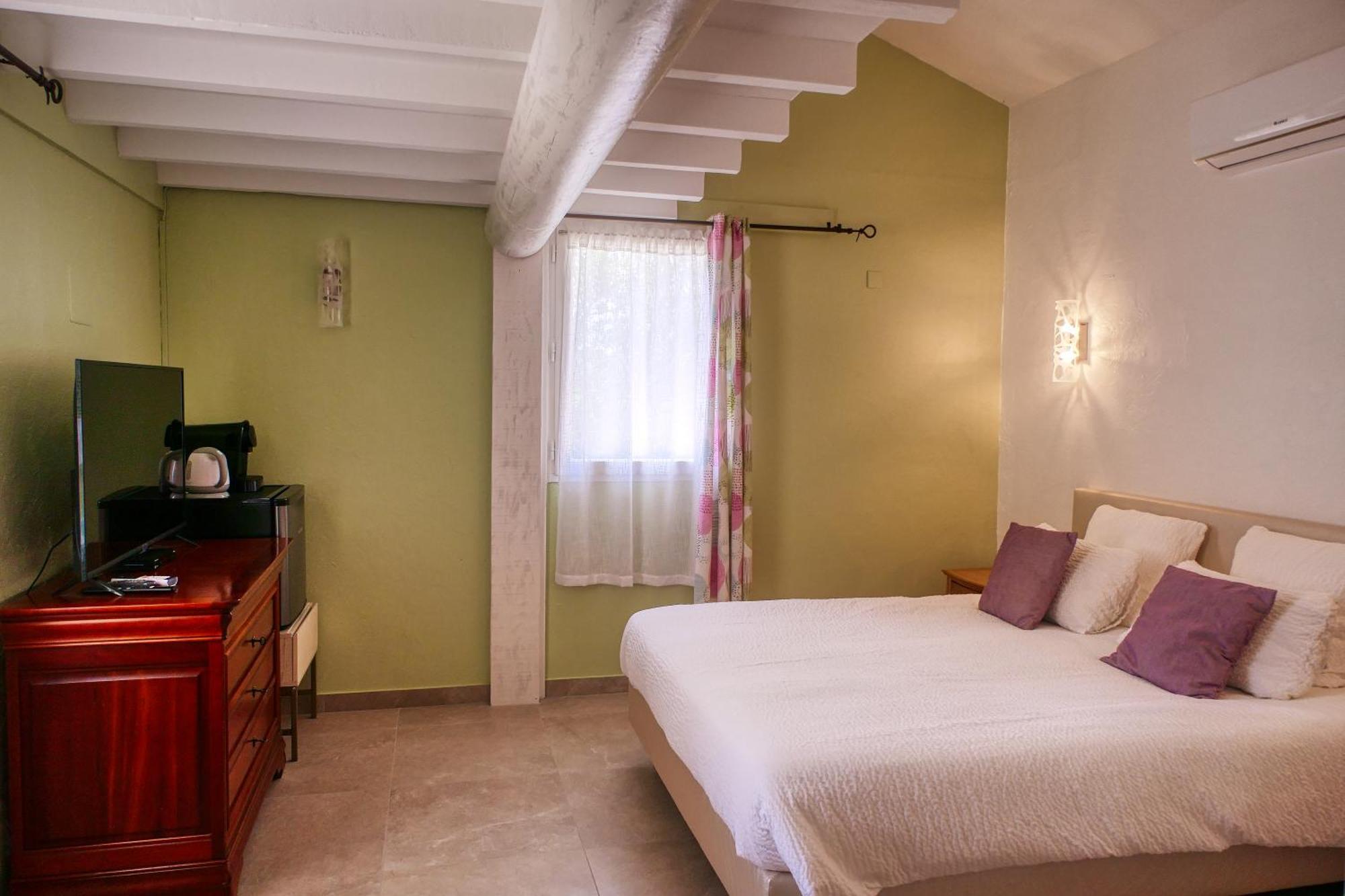 Le Hameau Fleur De Pierres , Chambre , Gite Et Table D'Hotes 莫尔斯 外观 照片